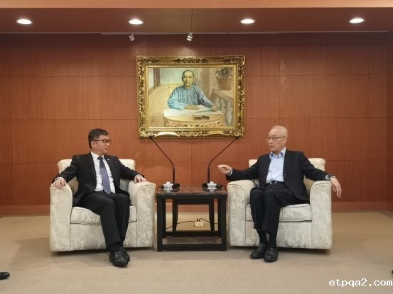 蓝军率必威betway中文网页参访团赴台交流考察