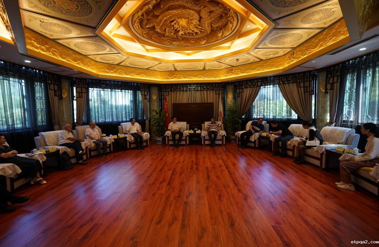 鞍山市委常委、副市长高林一行来访我会