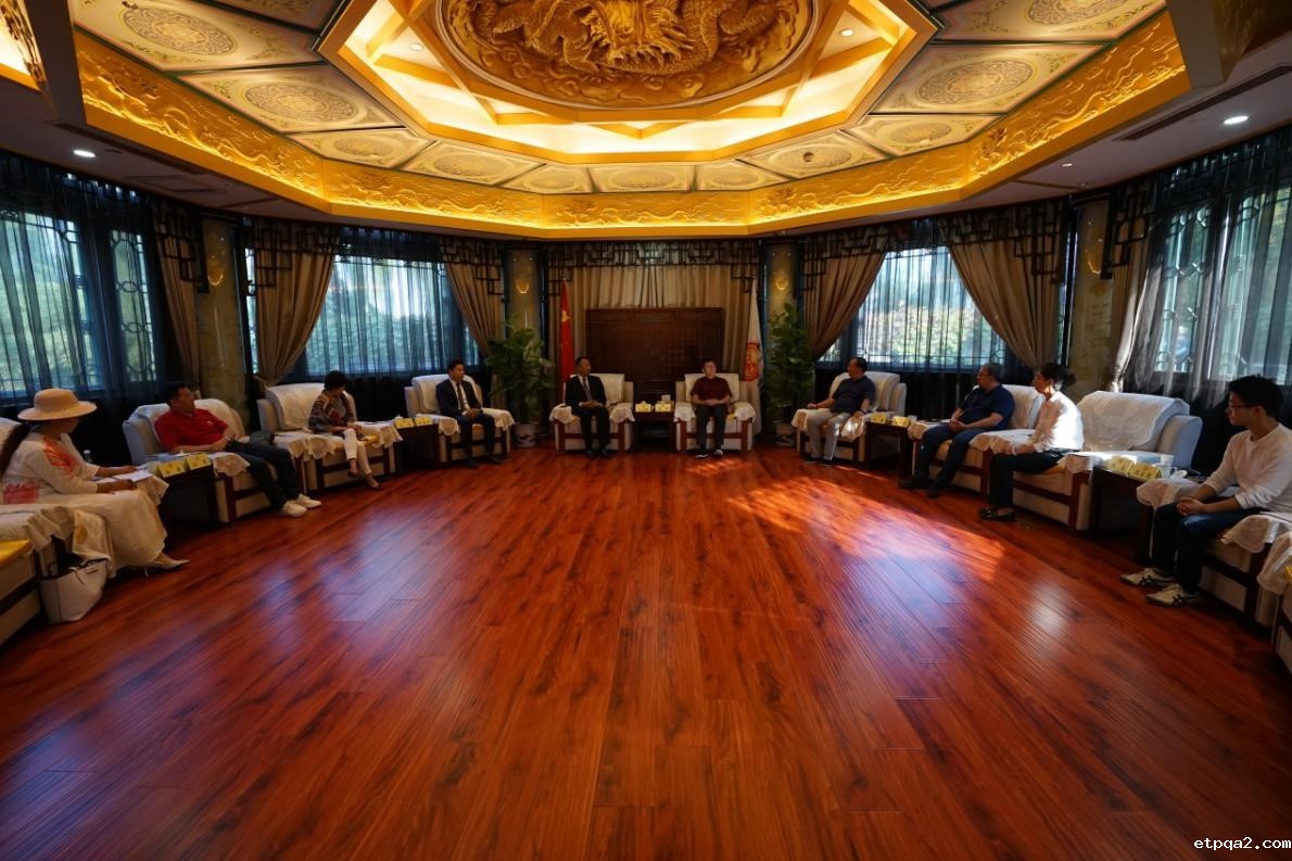 蓝军会见沙特阿拉伯华商联合会会长林大旺一行