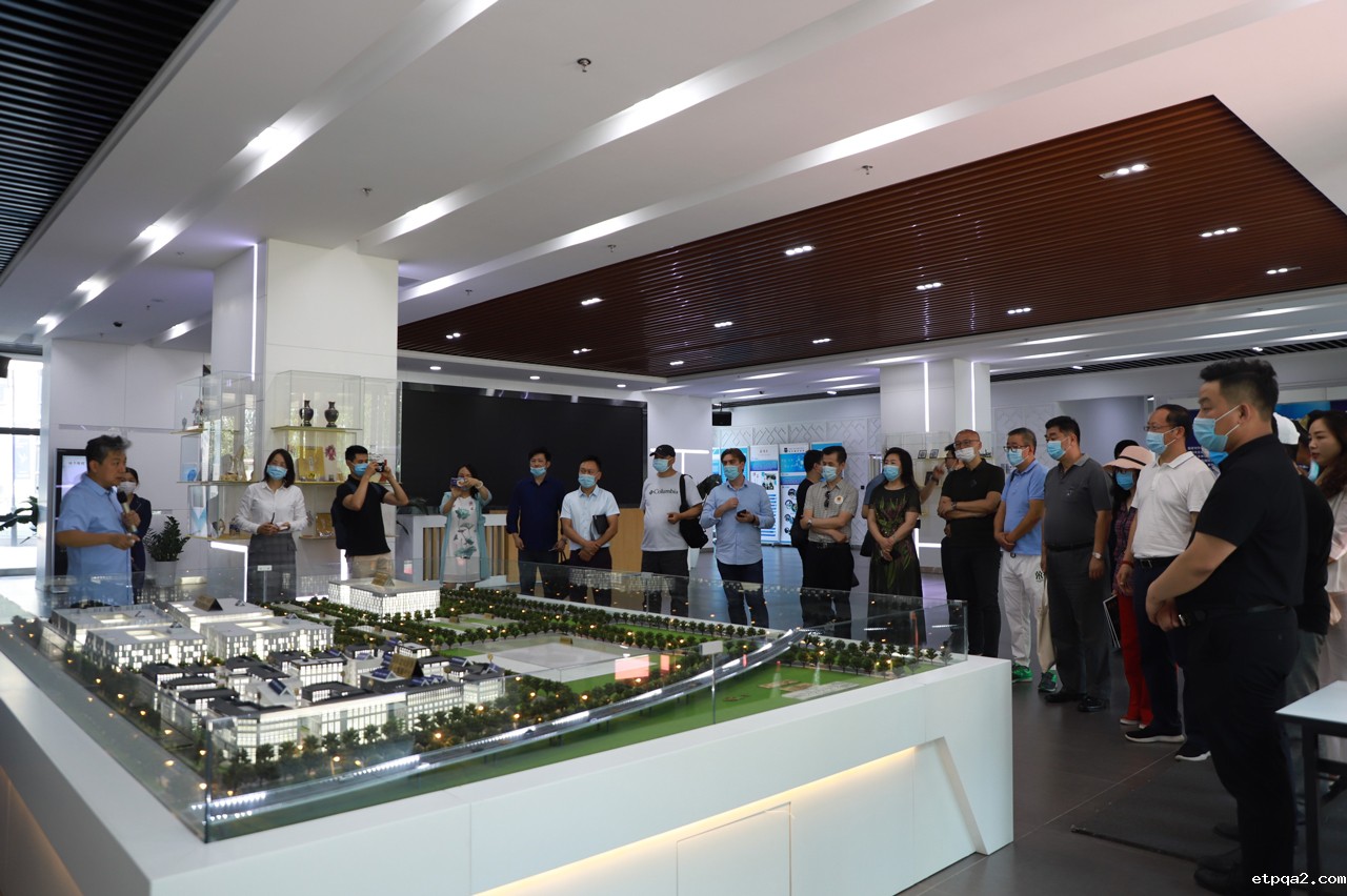 我会副会长高福一行赴国家对外文化贸易基地 （北京）考察交流