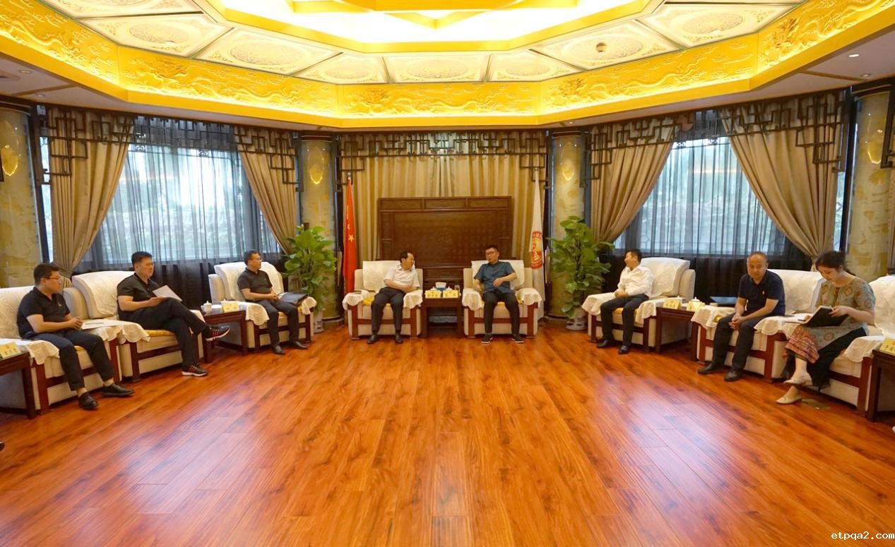 蓝军会见纳雍县委书记彭华昌一行