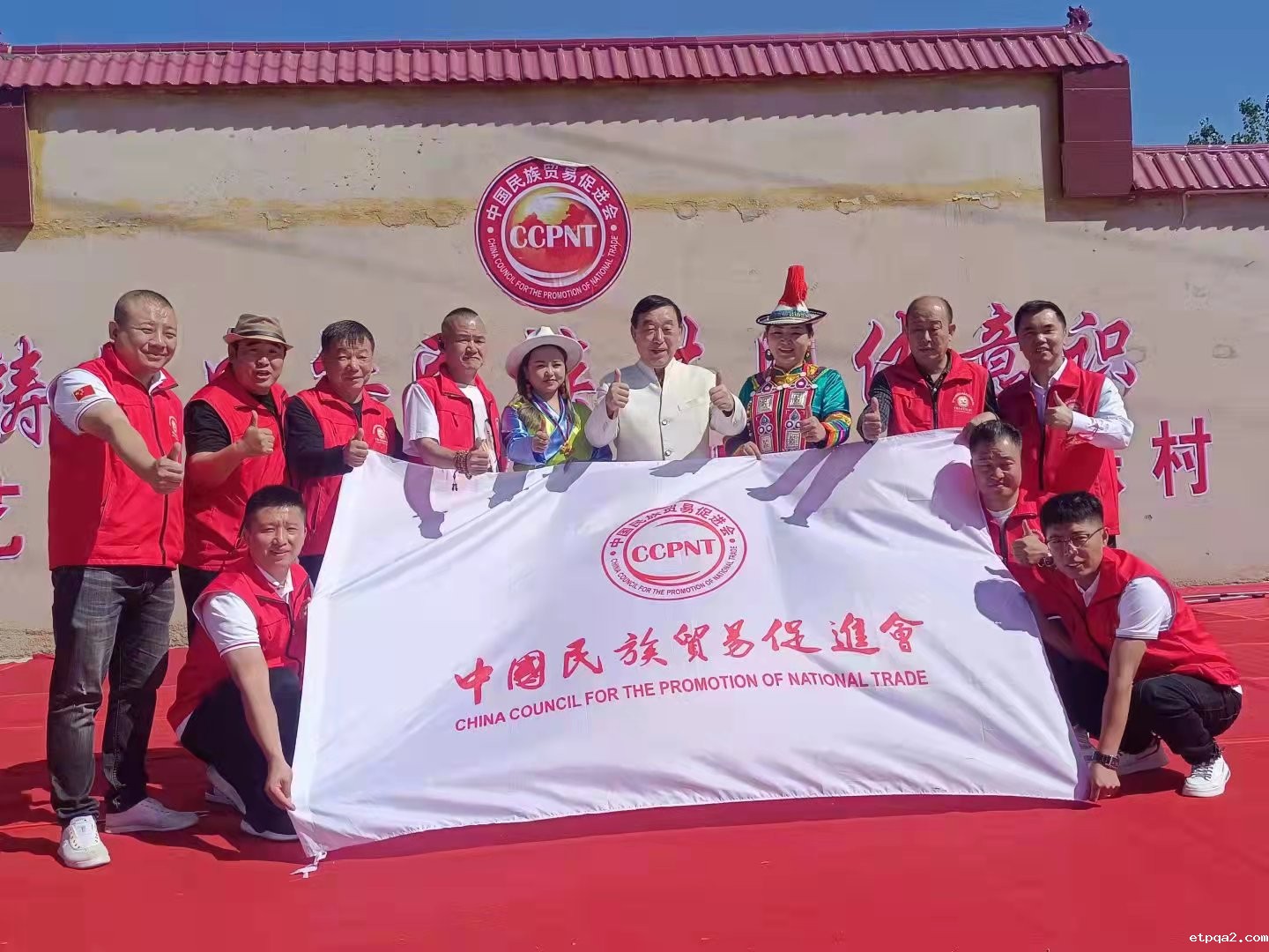 “铸牢中华民族共同体意识”文艺宣传小分队走进甘肃白银