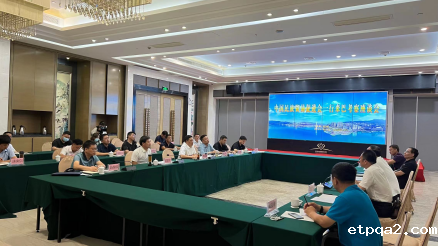 必威betway中文网页副会长高福一行调研巴东