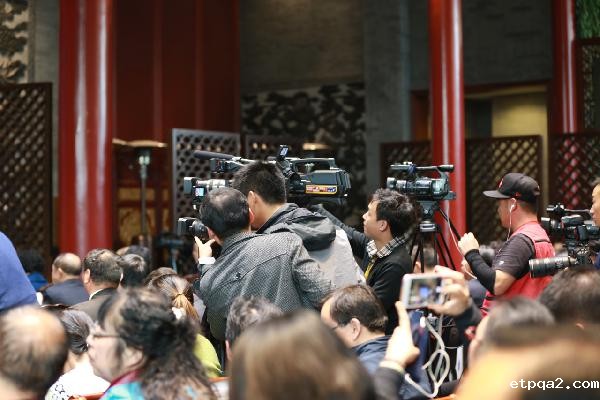 同心圆梦·综援计划2016全国民族地区投资贸易洽谈会“全国民族地区旅游资源推介会”在我会举行