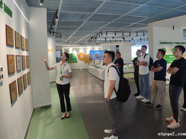 中国民贸携多家企业赴巴南调研考察