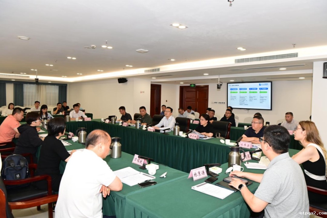 中国民贸携中医药产业基金考察团前往渝东南区县调研