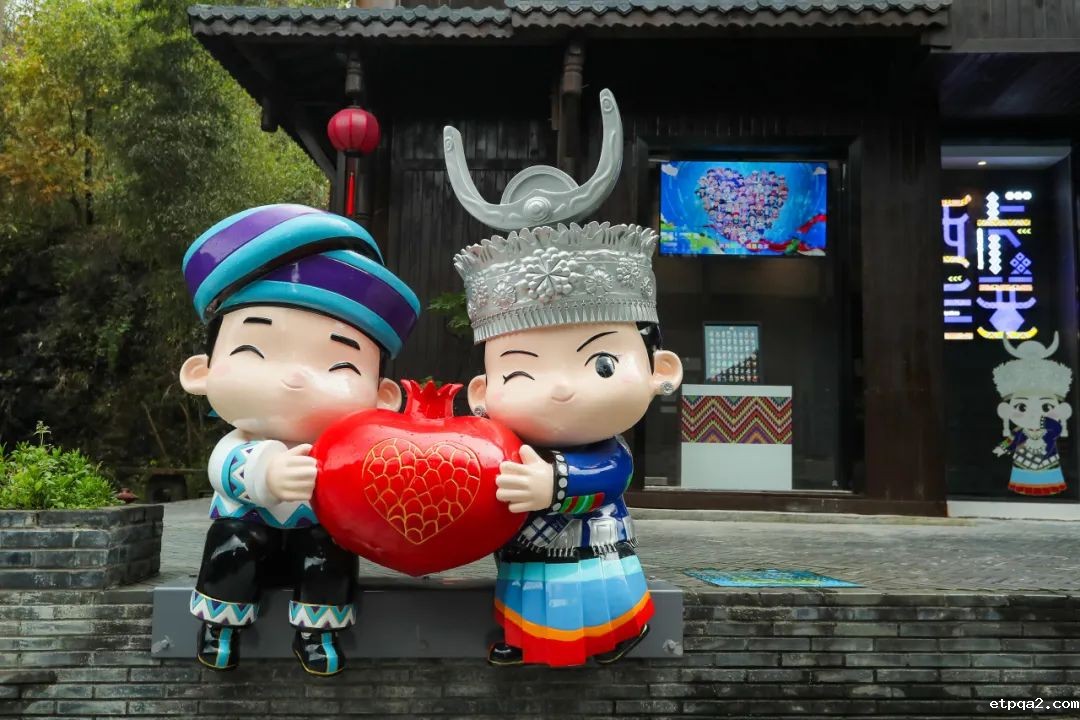 从“石榴红”绽放酉阳，看中国民贸如何打造民族文化传承新样板！