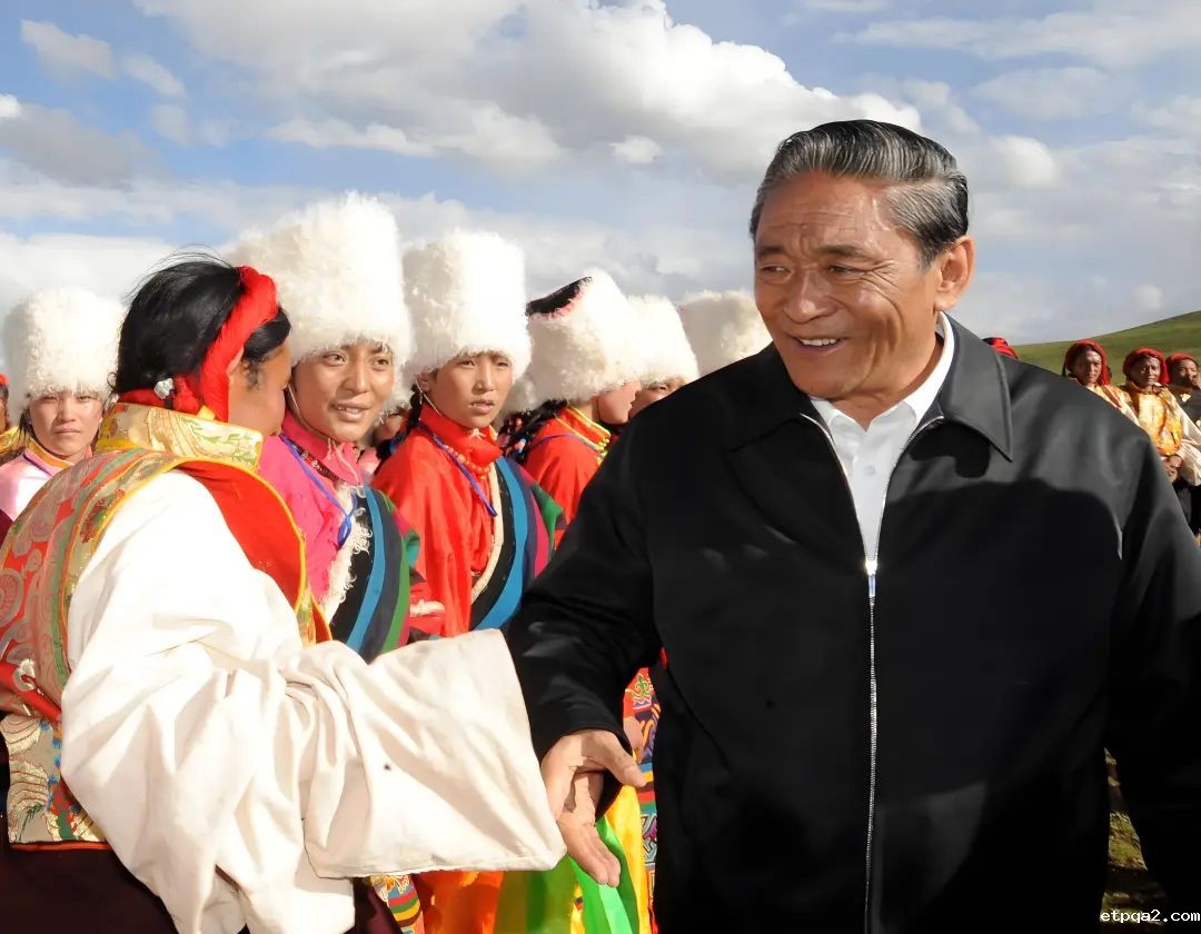 怀念中国民贸终身名誉会长热地同志：一位深深扎根民族大地的人民公仆